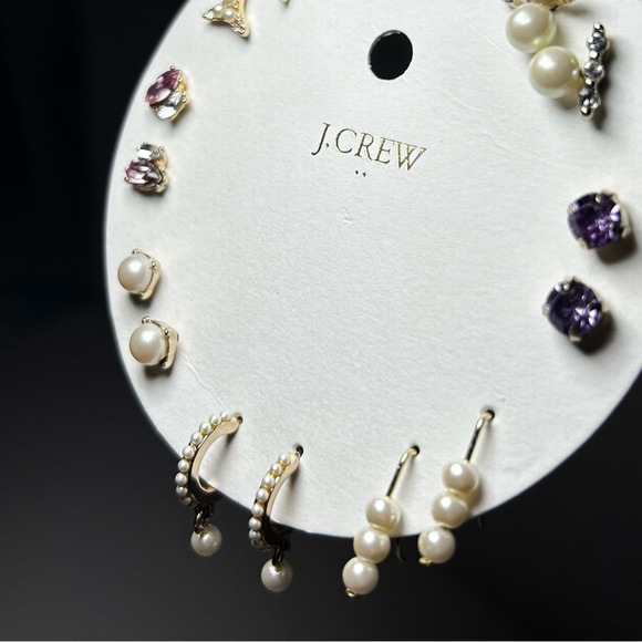 🍂NWT J. Crew Factory Women’s 8-Pair Earring Set. Pearl/Purple/Red/Plum. - Picture 6 of 8